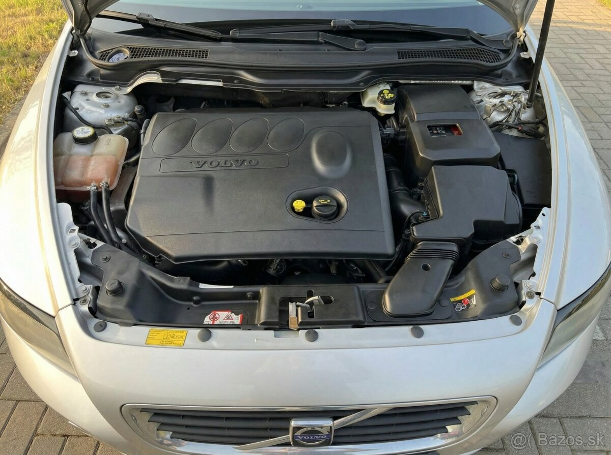 Volvo V50 2.0 D Kinectic - 9