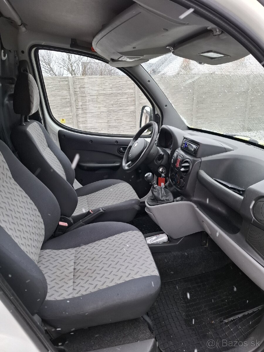 Fiat doblo 1.4i 2009 - 9