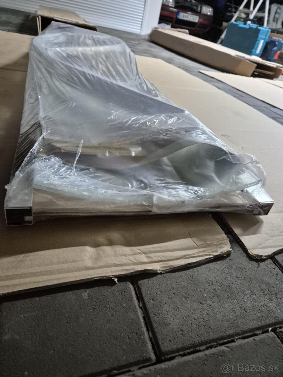 Sprchový kút s vaničkou za 290 eur - 9