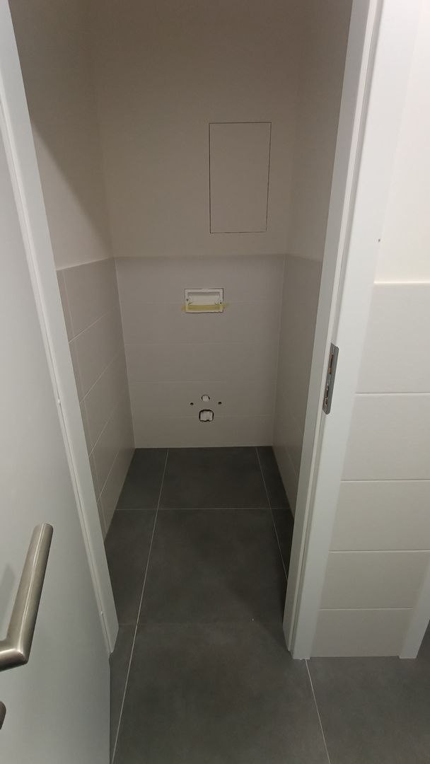 Na prenájom obchodné priestory v budove Orbis Nitra - 9