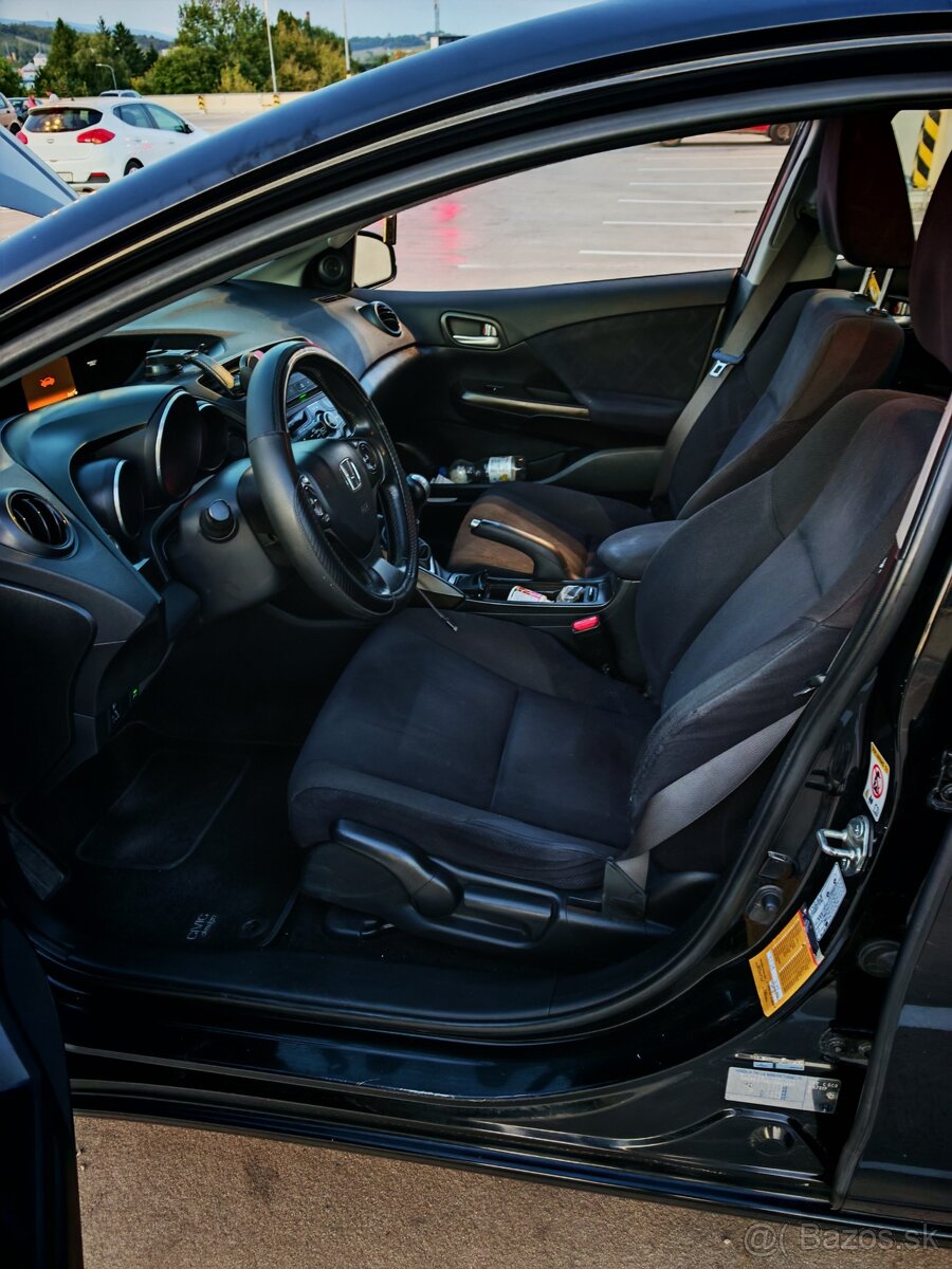 Honda Civic 2.2 i-DTEC - 9