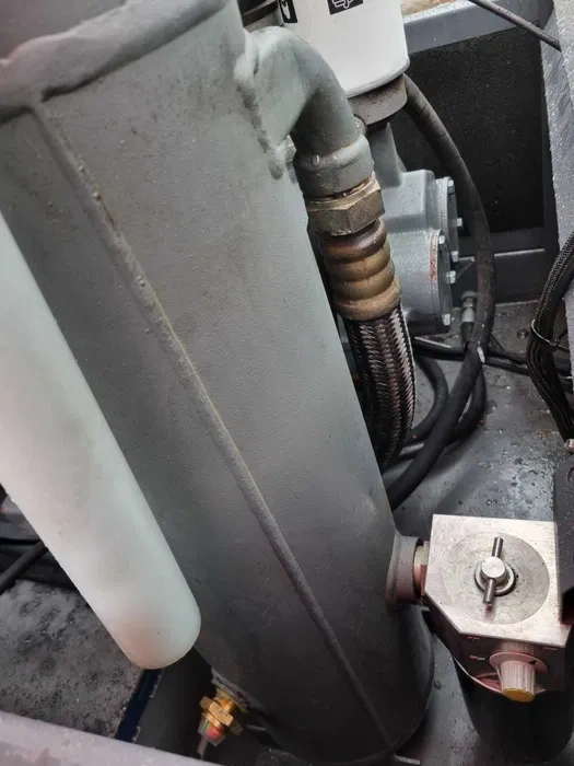 Skrutkový kompresor 5,5 m3 Atlas Copco XAS97 Deutz Ako nový - 9