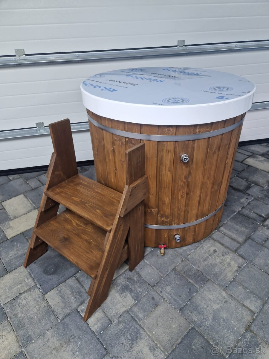 Plastový pochôdzny poklop - 9