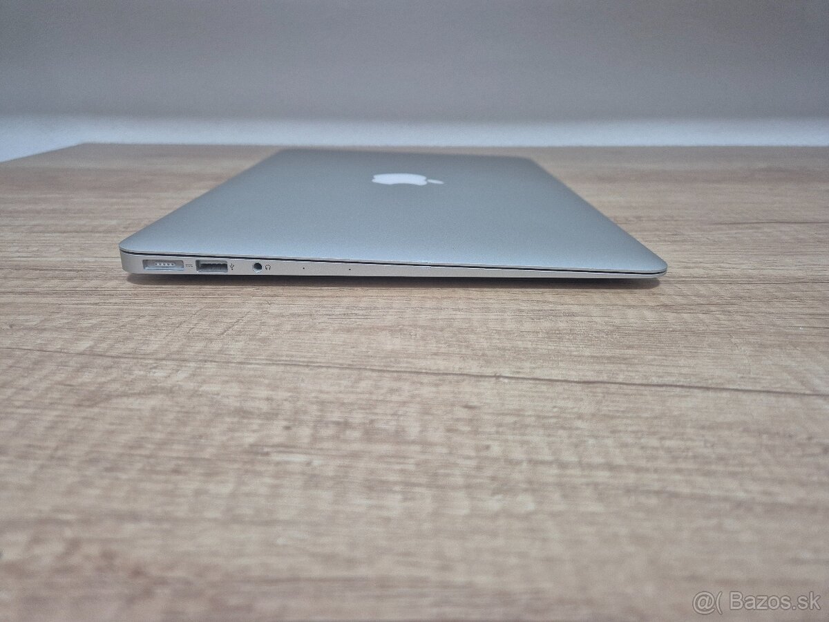 MacBook Air (13-inch, 2017)/Intel Core i5/8GB RAM/128GB SSD - 9