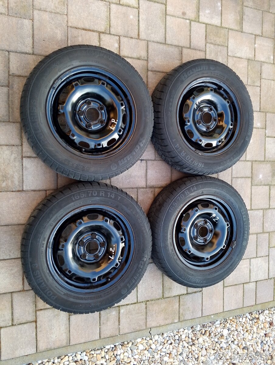 Predám zimné pneumatiky na diskoch vw group - 9
