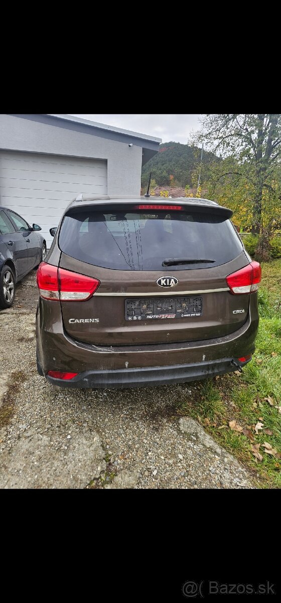 Kia Carens 2014 na náhradné diely - 9