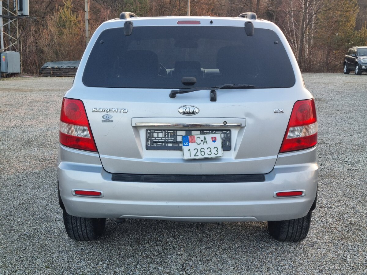 KIA SORENTO 2,5CRDi 4x4 - 9