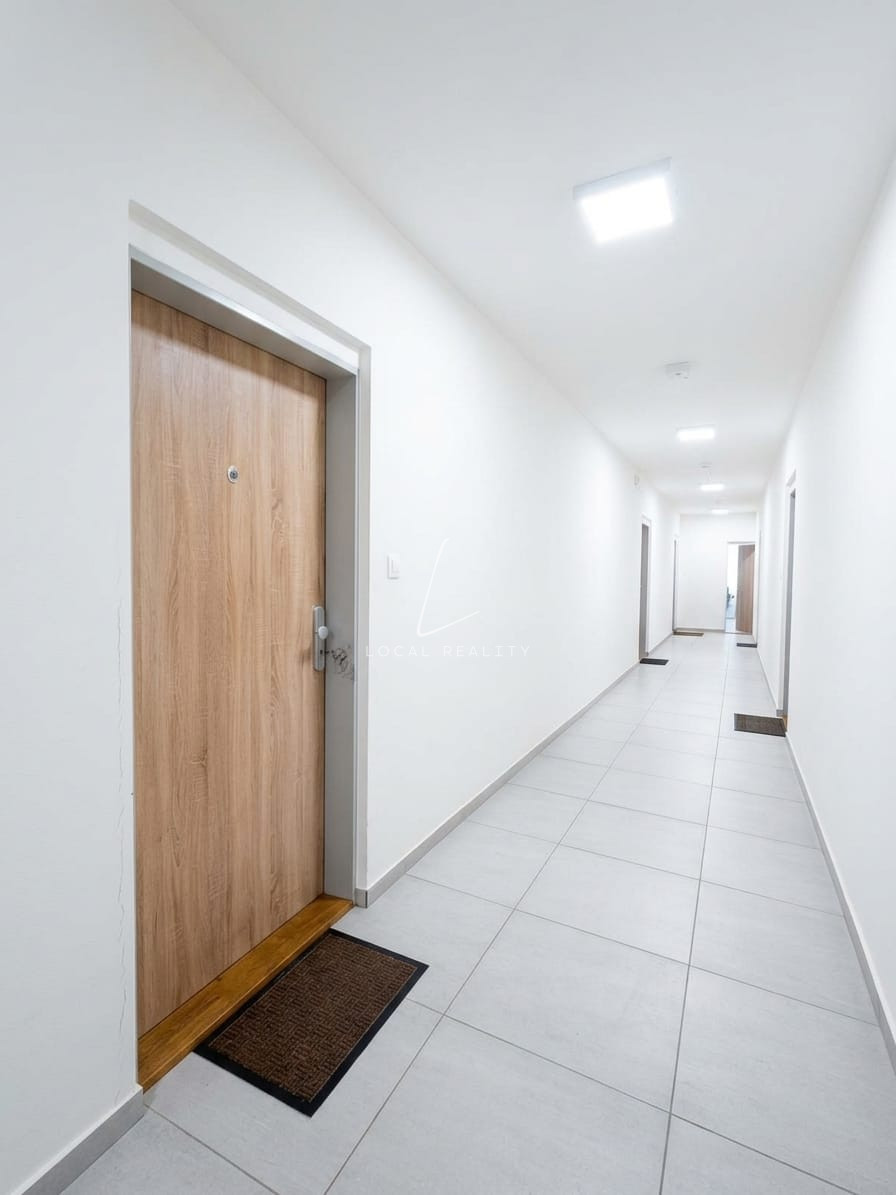 MODERNÝ 3-IZBOVÝ BYT NA PRENÁJOM BRATISLAVA – NOVÉ MESTO – foto 10