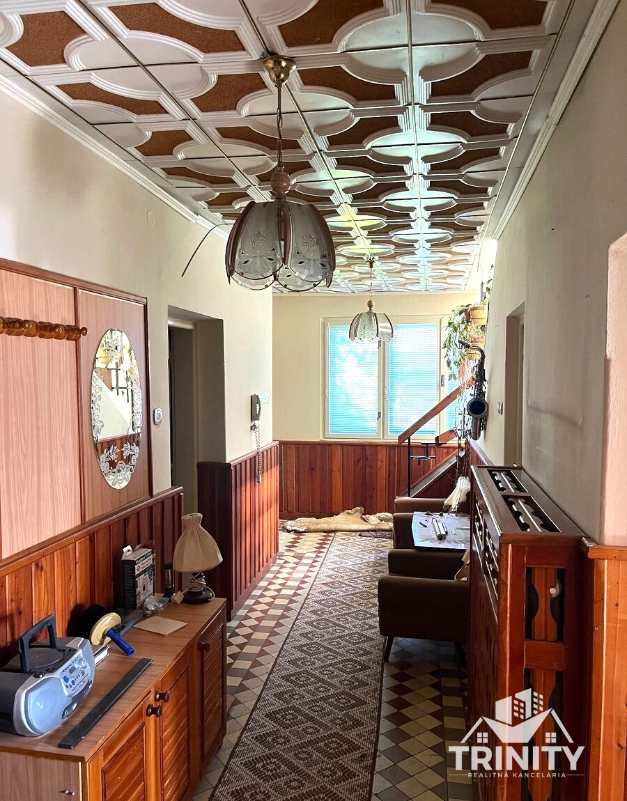 Na predaj tehlový 4-izbový rodinný dom v obci Bánov - 9