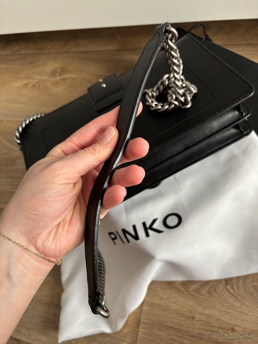 Pinko kožená kabelka - 9