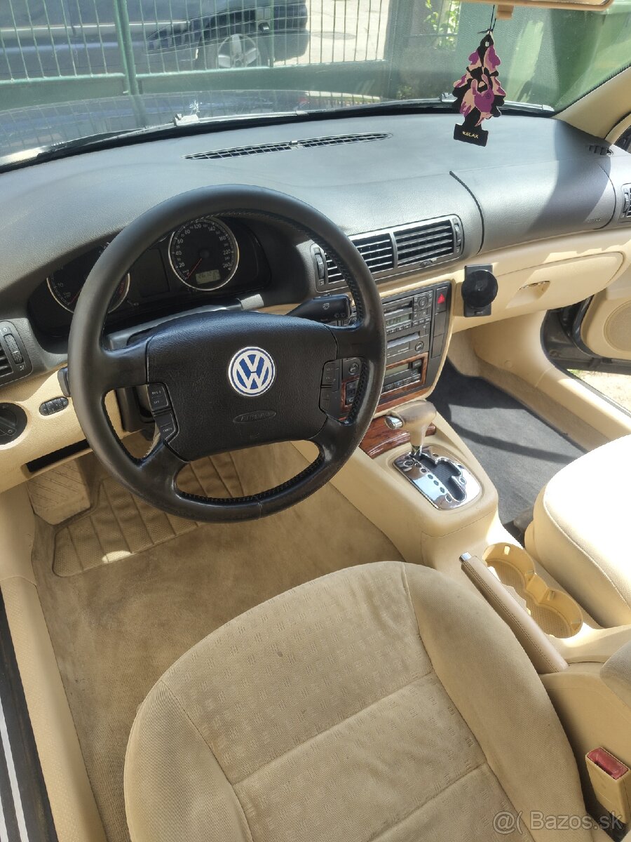 Volkswagen Passat B5.5 V5 2.3 125kW automat - 9