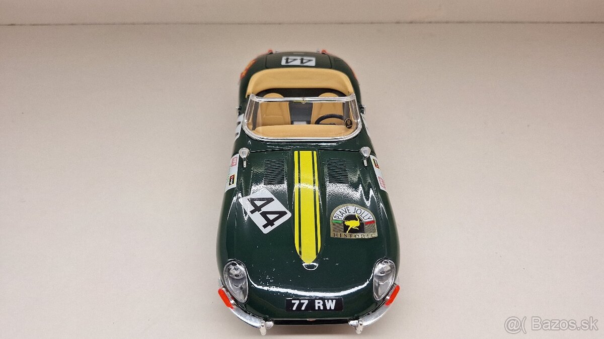 1:18 JAGUAR E CABRIO No. 44 - 9