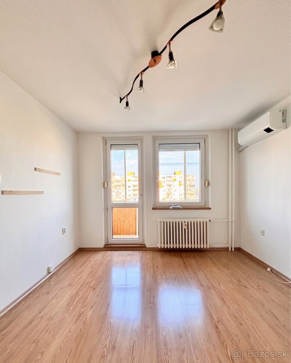 TREEF | NA PREDAJ 2-izbový byt na Družbe - 9