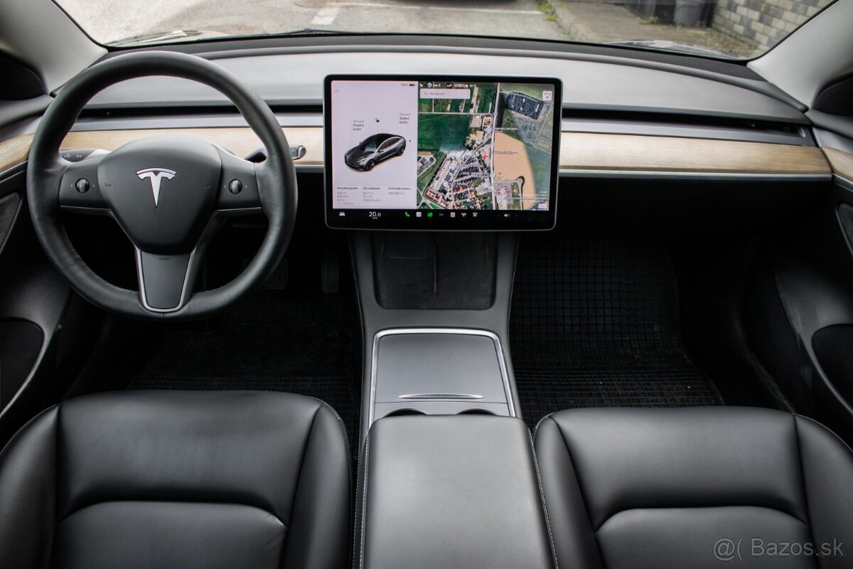 Tesla Model 3 366kW - 9