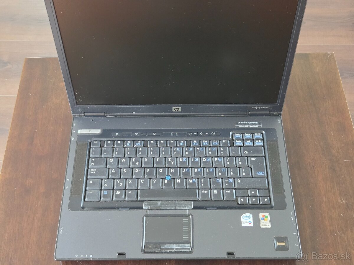 Predám nefunkčný notebook HP Compaq NC8430 - 9