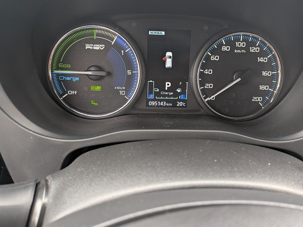 Mitsubishi Outlander PHEV 2.4 4x4 2021 - 9