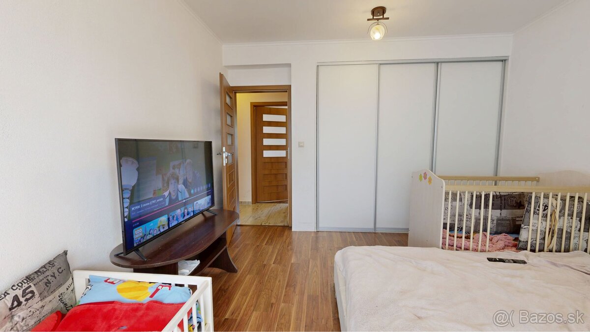 Na predaj 4-izbový bungalov s garážou a krytou terasou – Hru - 9