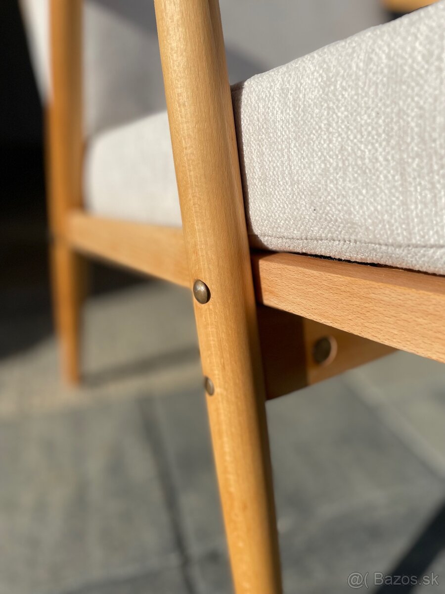 Retro kreslo TON Brusel - 9