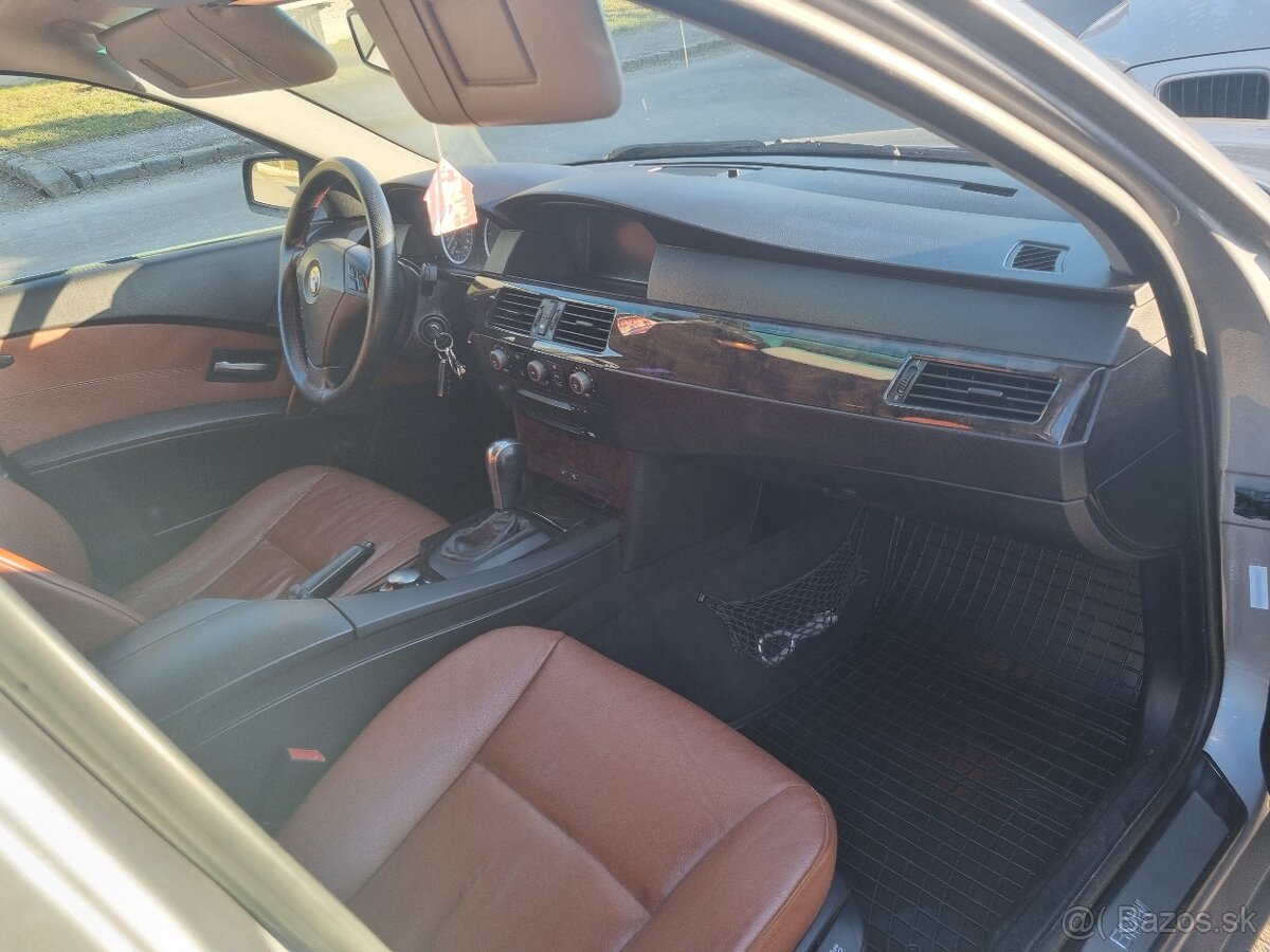 Predam BMW e61 530d automat - 9