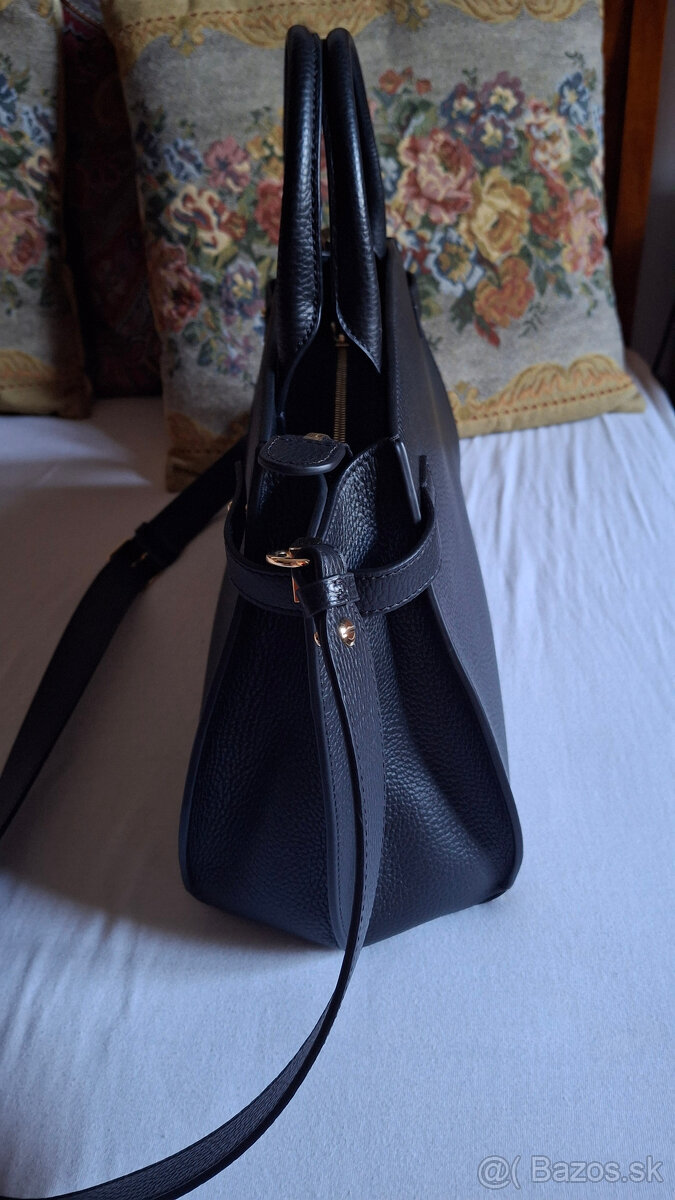 tmavomodrá kabelka coccinelle - nová - 9