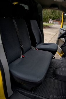 VW T5 Transporter 2.0 TDI Bluemotion - 9