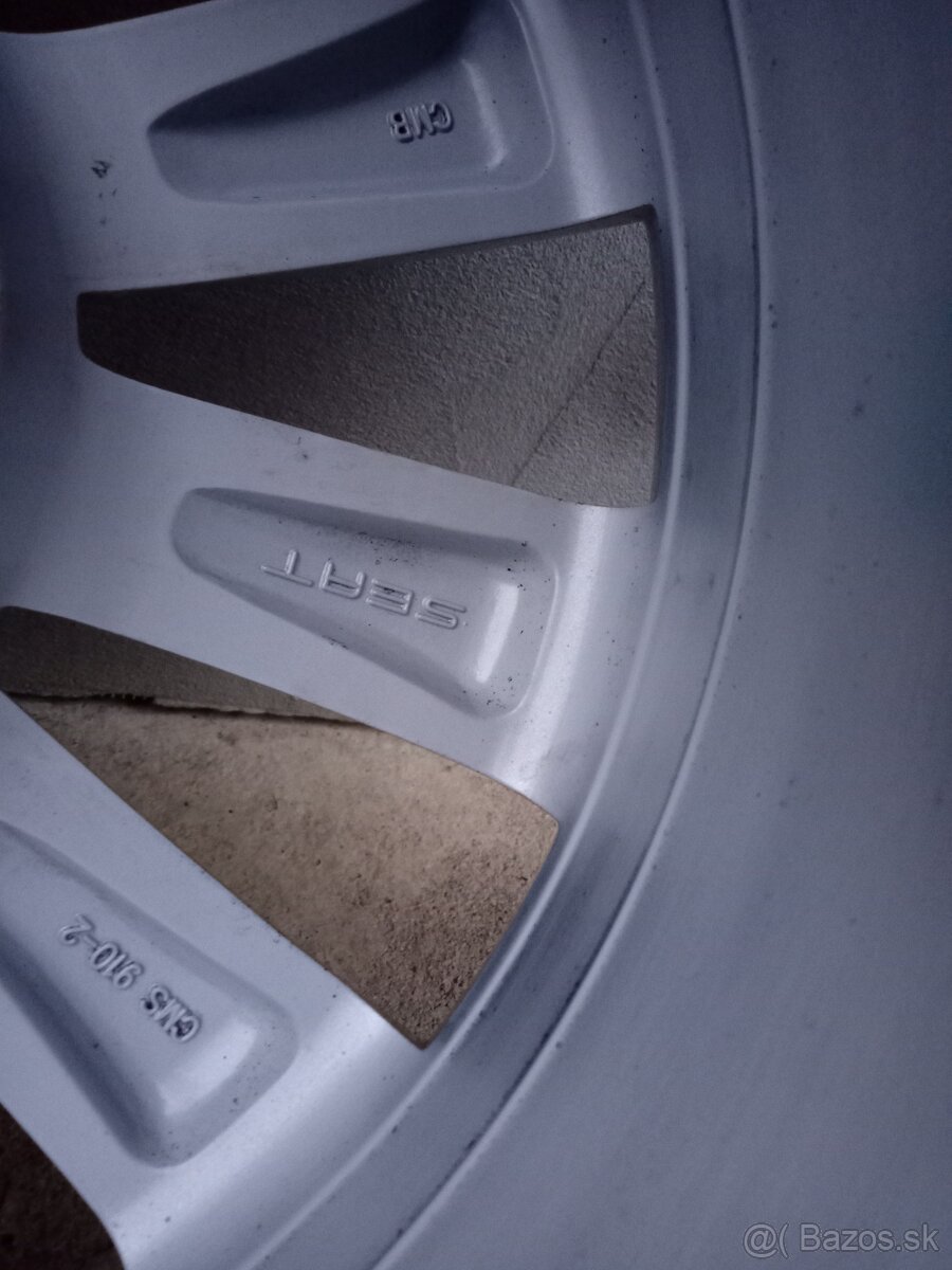 17"5x112 ET 45....215/55 R17 Seat Ateca zimná sada - 9