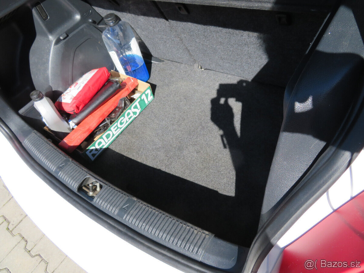 Škoda Fabia 1.2 44 Kw - 9