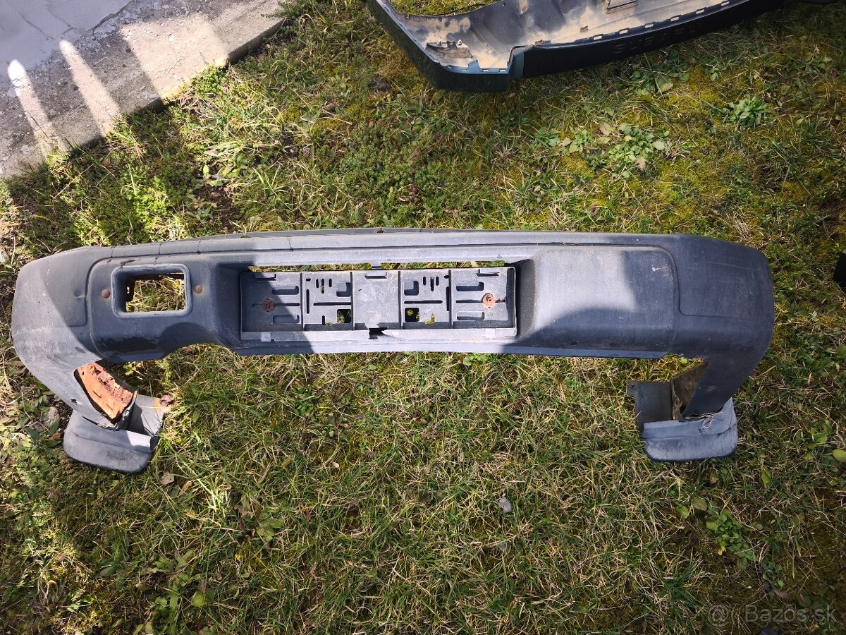 SUBARU nárazník - 9