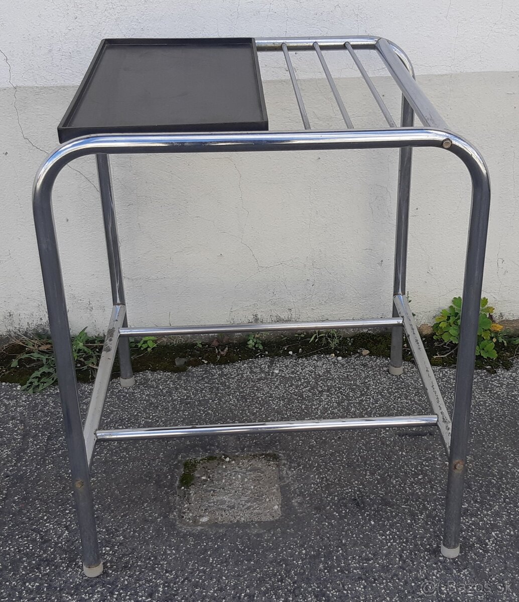 Chromovaný nábytok Funkcionalizmus - 9