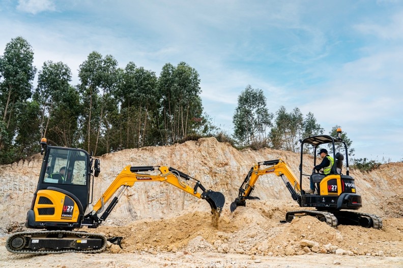 Minibager YUCHAI U27 Premium 2740 kg - 9