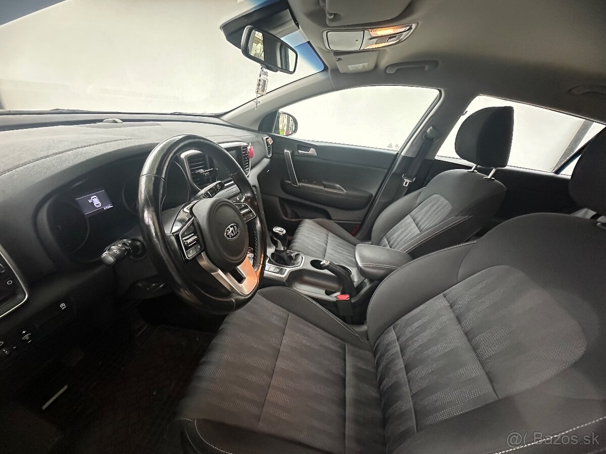 KIA SPORTAGE 1,6 - 9
