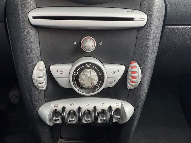 Mini One 1.4 Benzín AKONTACIA OD 0% - 9