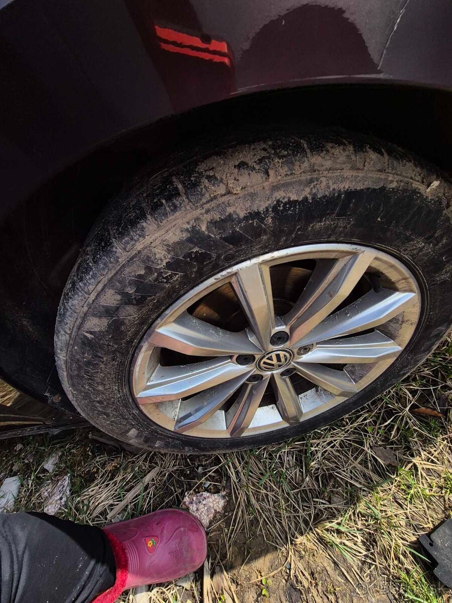 Rozpredám 1.6 tdi, VW Passat b8, variant - 9