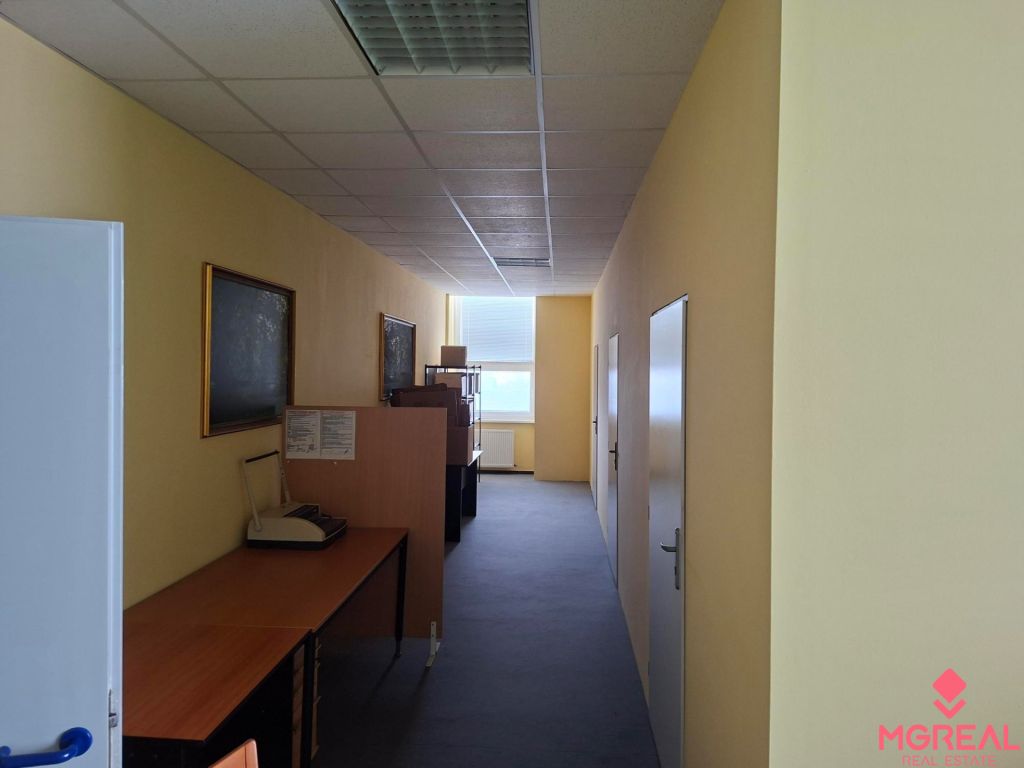TOP CENA: Administratíva 420m2, Dúbravka - 9