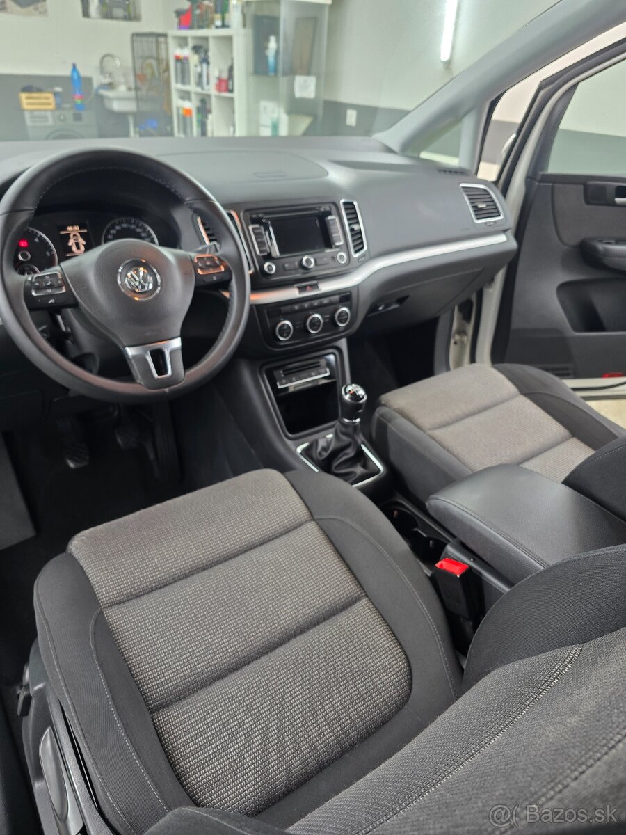 VW Sharan 2.0 TDi 103 kw 4 Motion - 9