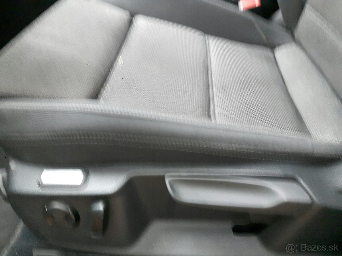 Volkswagen Passat 2.0TDI 4MOTION 4x4 DPH - 9