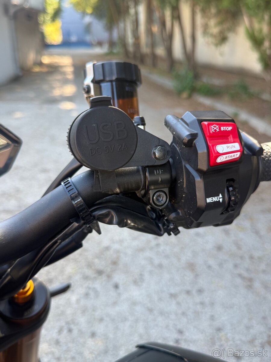 Yamaha mt 09sp - 9