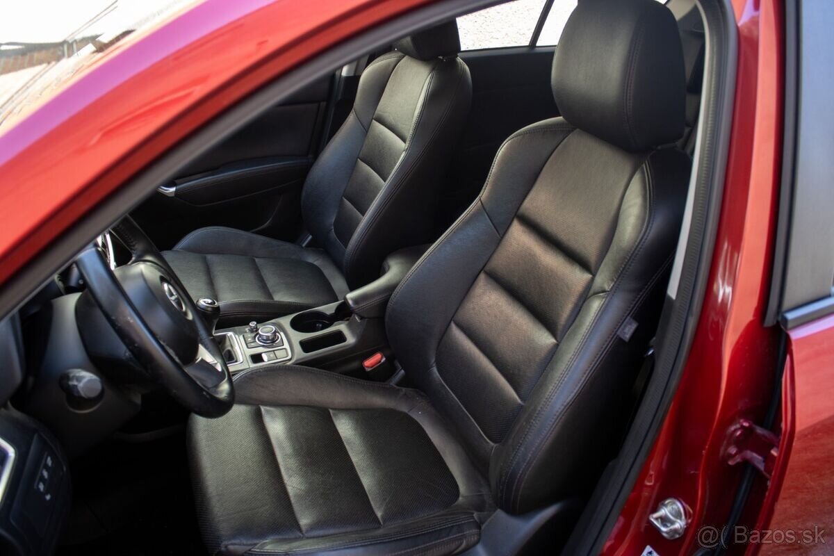 Mazda CX-5 2.2 Skyactiv AWD / 110kW / M6 / 2017 - 9
