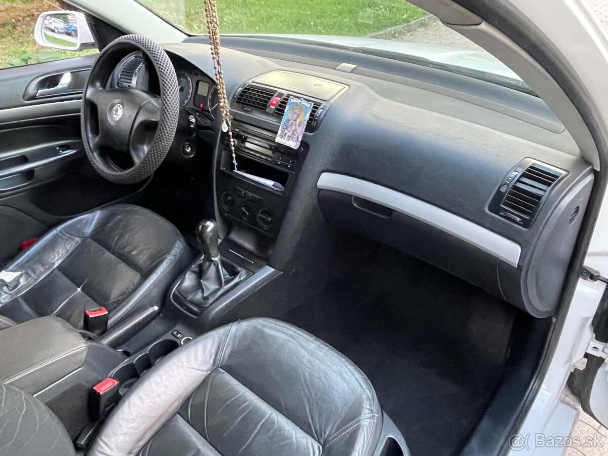 Škoda octavia 2 1.9 TDi, 77kw - 9