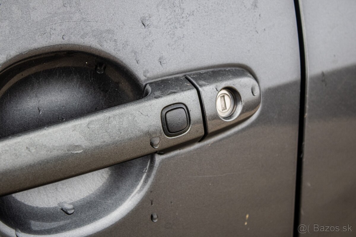 Toyota RAV4 2.2l D-CAT 110kW, A/T - 9