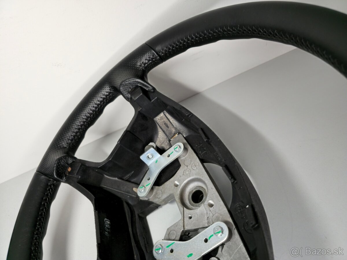Kožený volant mitsubishi - 9