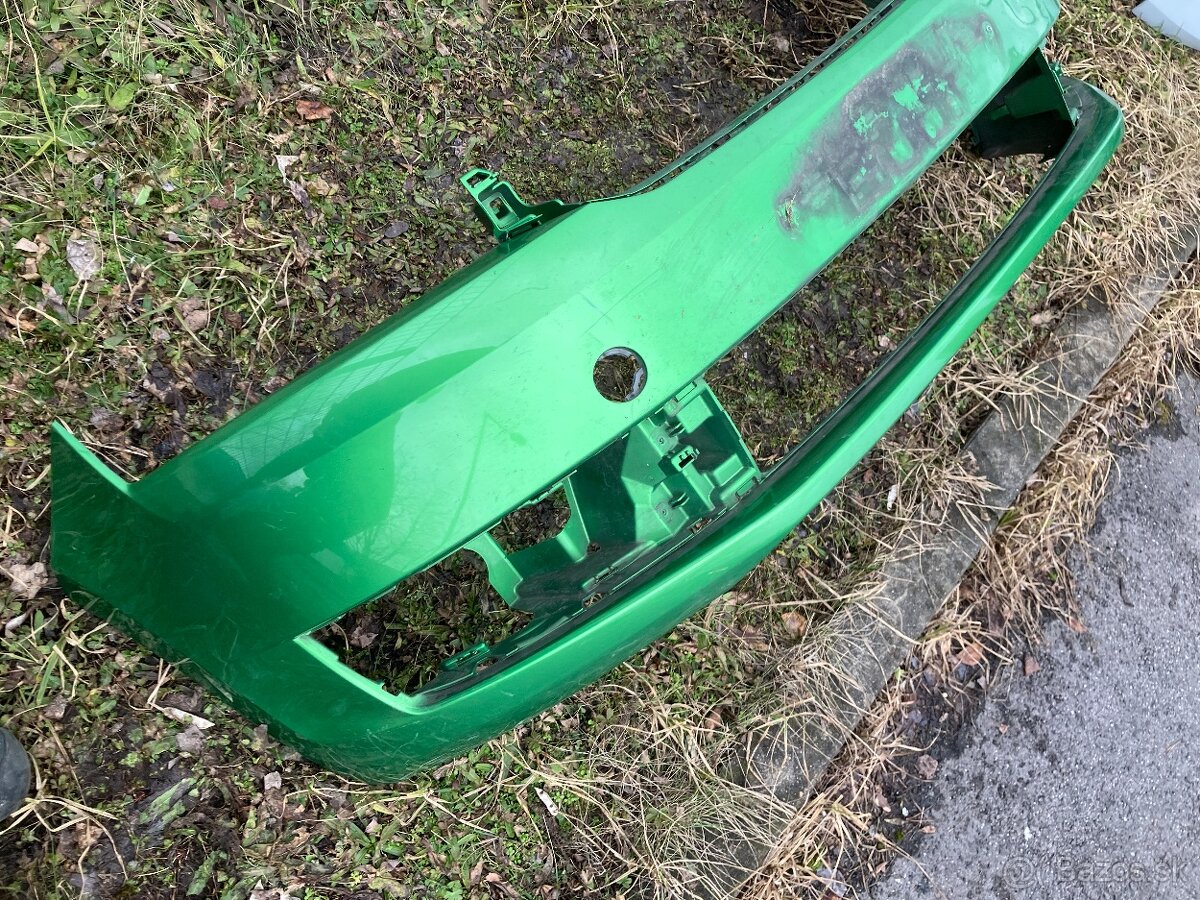 Predni naraznik skoda rapid zeleny - 9