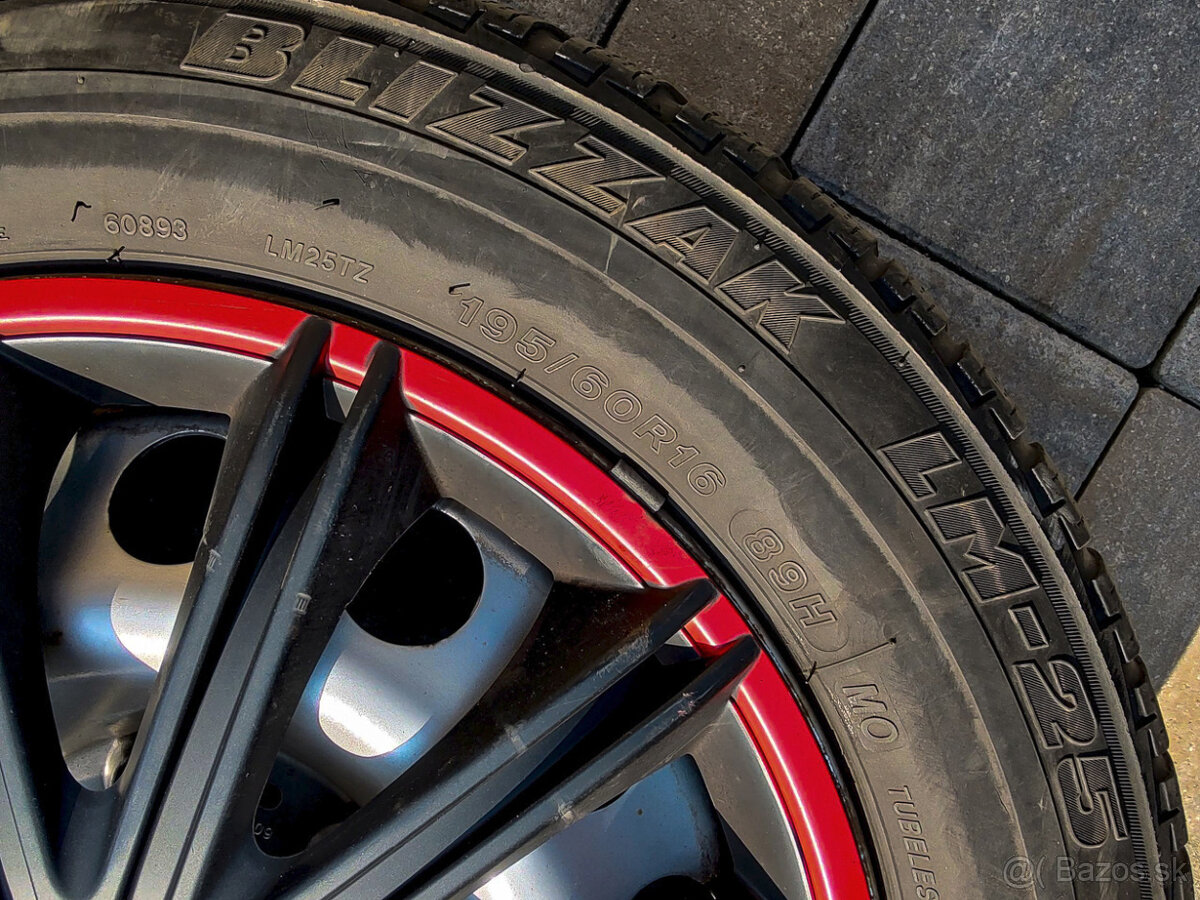 Sada 16" plechových diskov (s puklicami a pneu) - 9