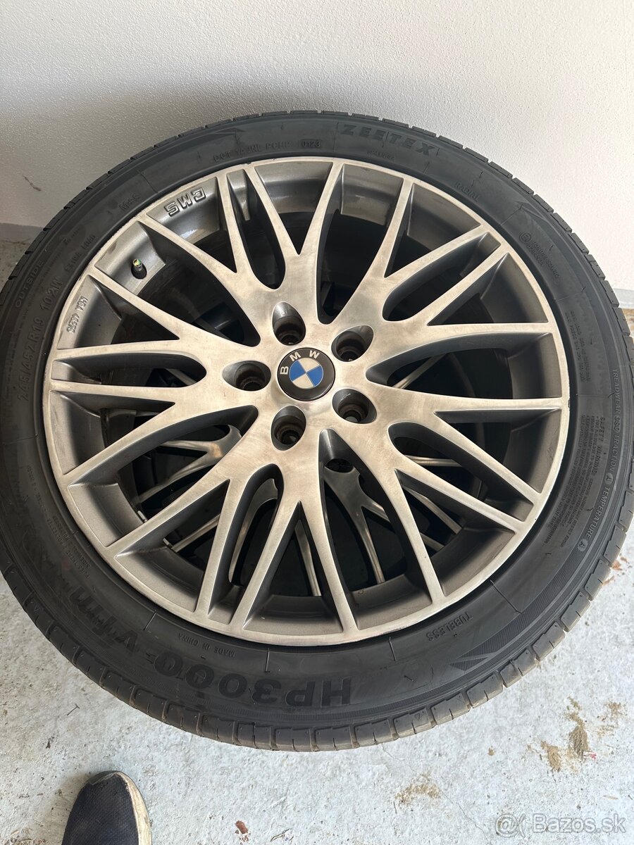 CMS R19 aj s pneu na BMW - 9