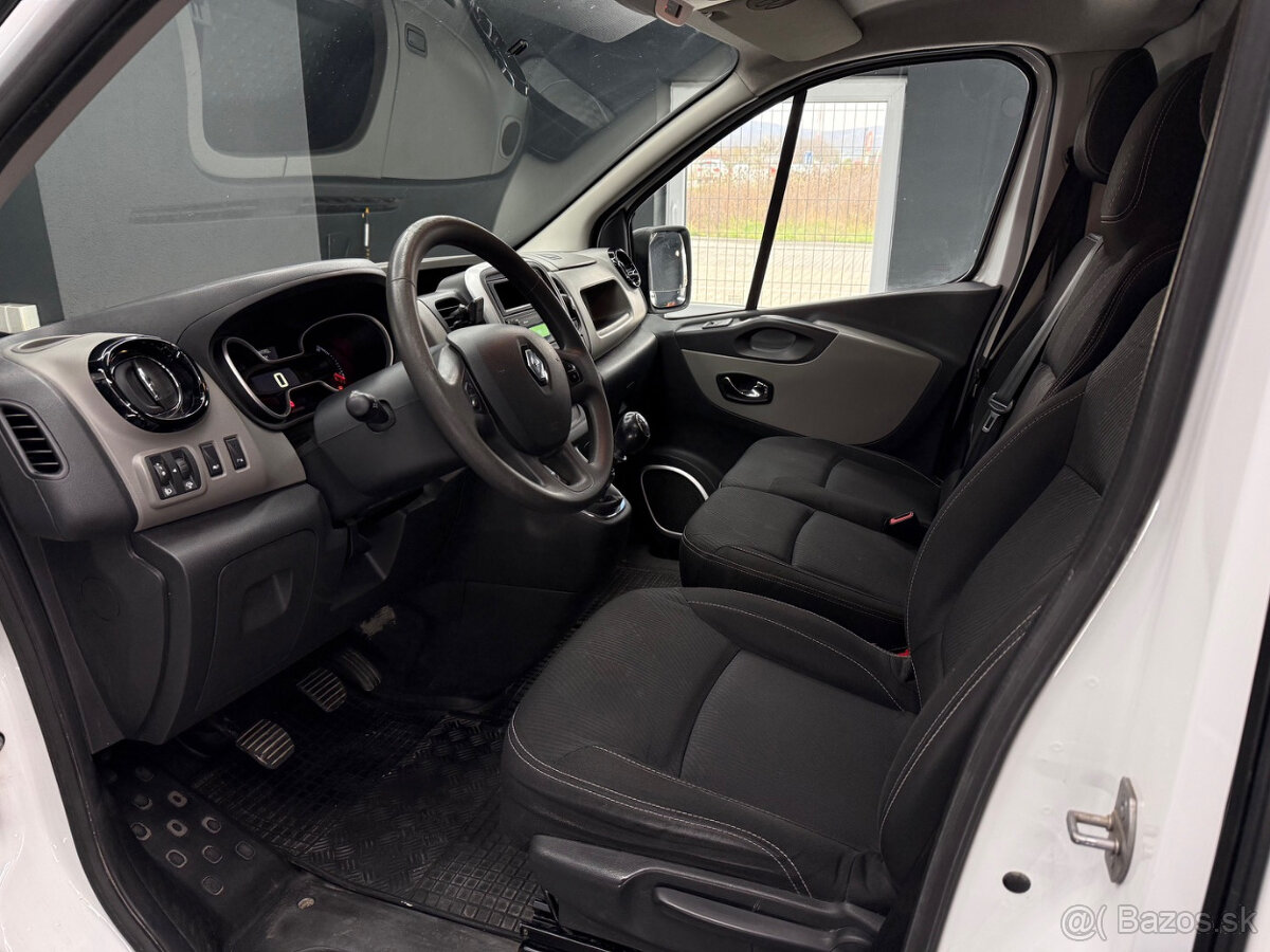 Renault Trafic 1.6 - 9