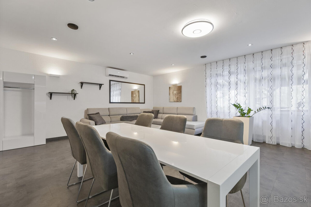 Na predaj štýlový penzión s priamym prístupom k vode v obci - 9