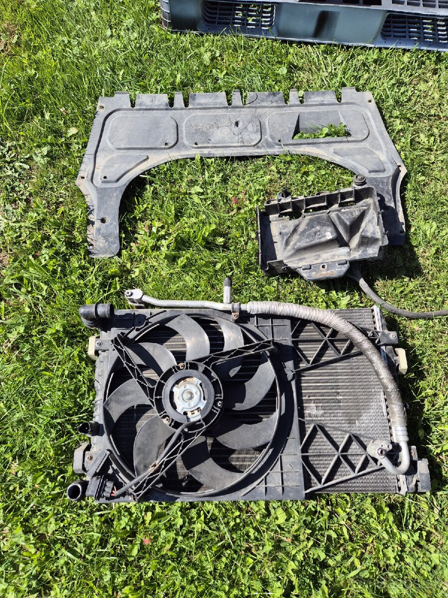 Fabia 2 rozpredám HOLOMOTOR PREDANÝ - 9