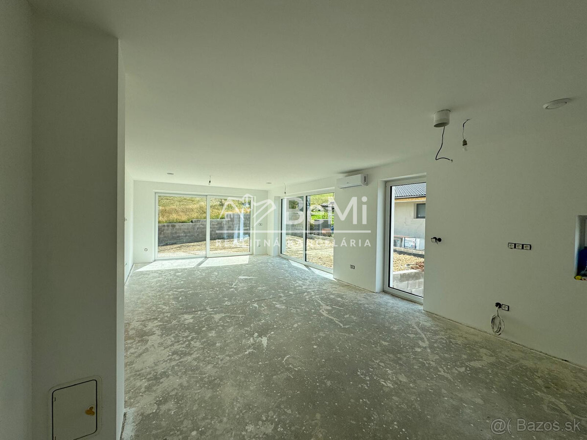 Ponúkame na predaj novostavbu v Ťapešove - 9