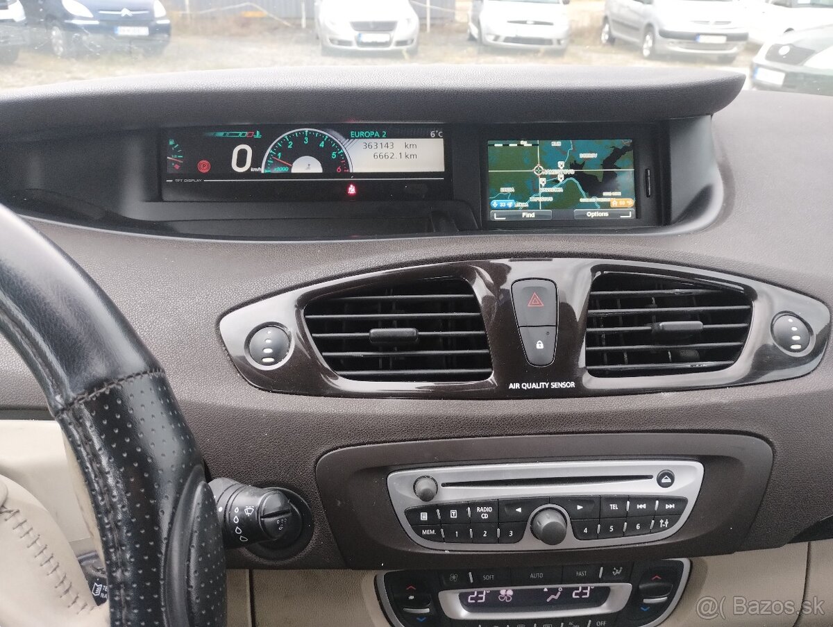 Renault Grand Scénic 1.9 dCi Advantage - 9