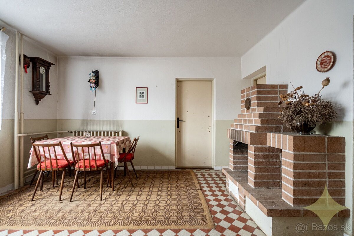 Dvojgeneračný rodinný dom v obci Balog nad Ipľom - 9